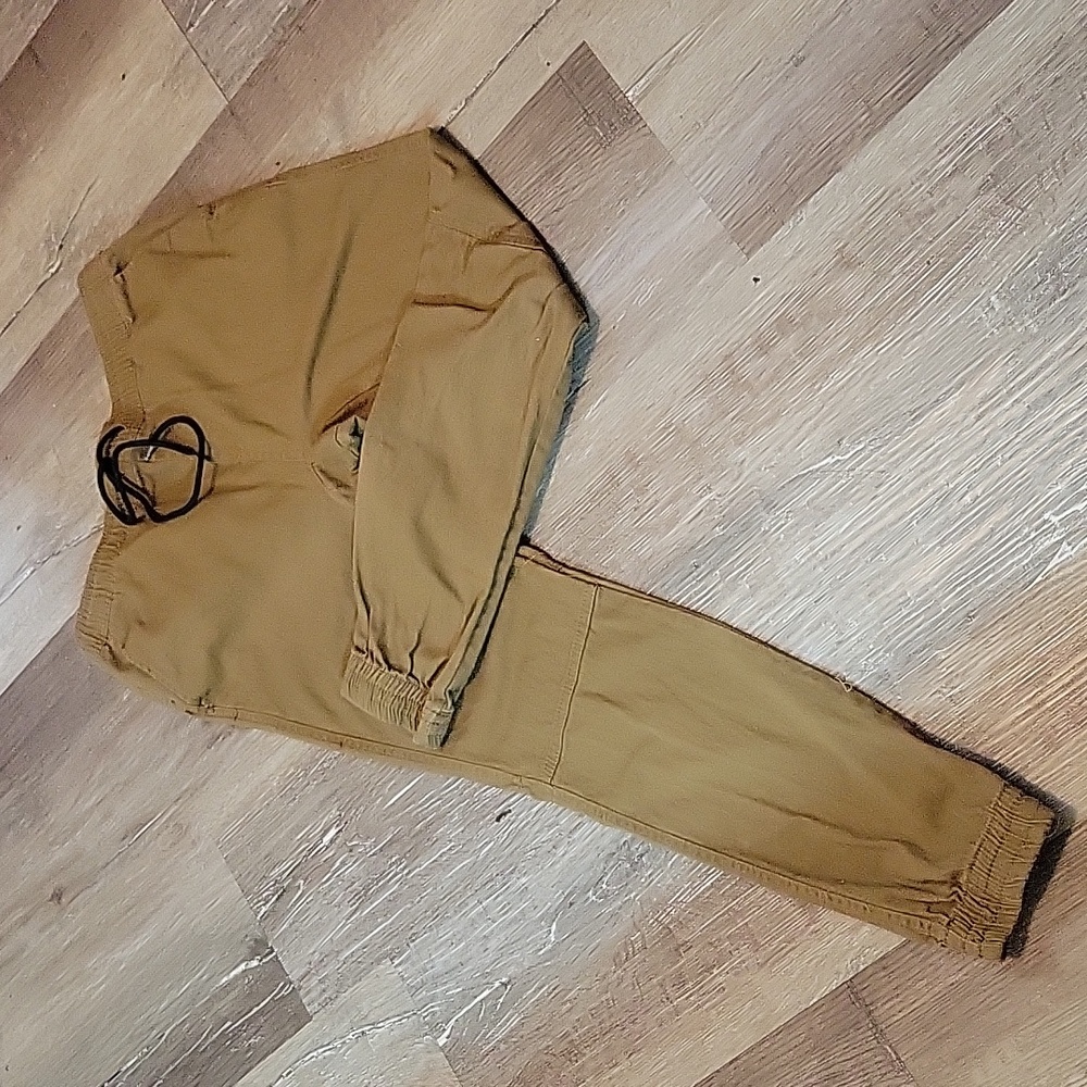 Joggers size large adjustable